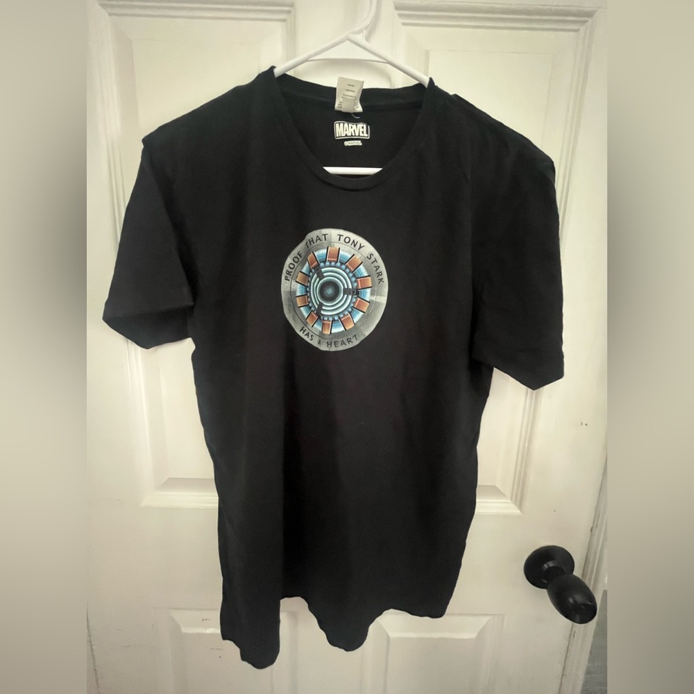 Marvel Tony Stark Iron Man Arc Reactor Graphic T-Shirt - Black - Size Medium